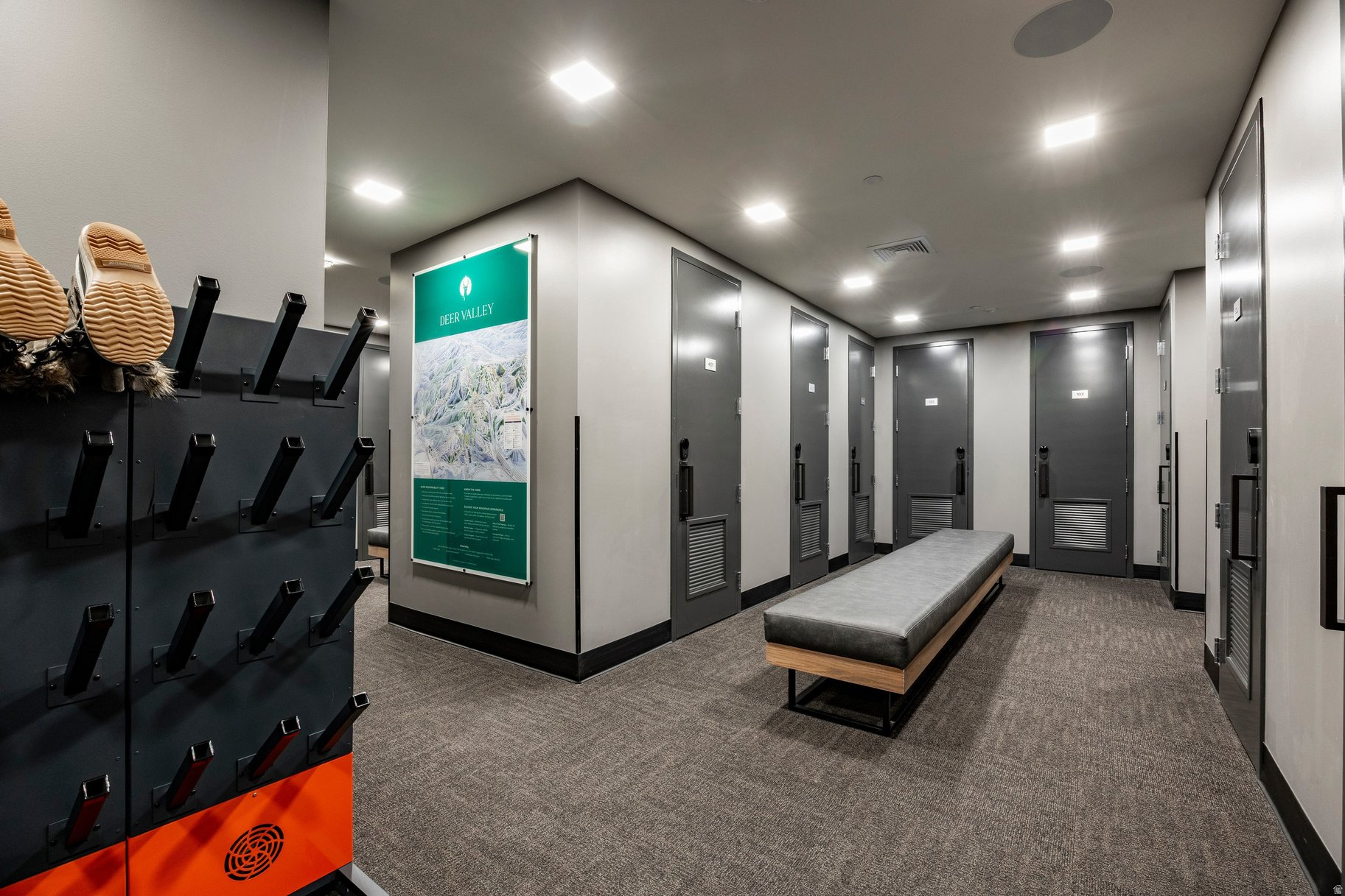 EMPIRE RESIDENCES - Residential