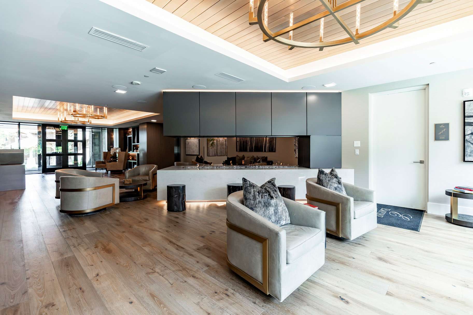 EMPIRE RESIDENCES - Residential