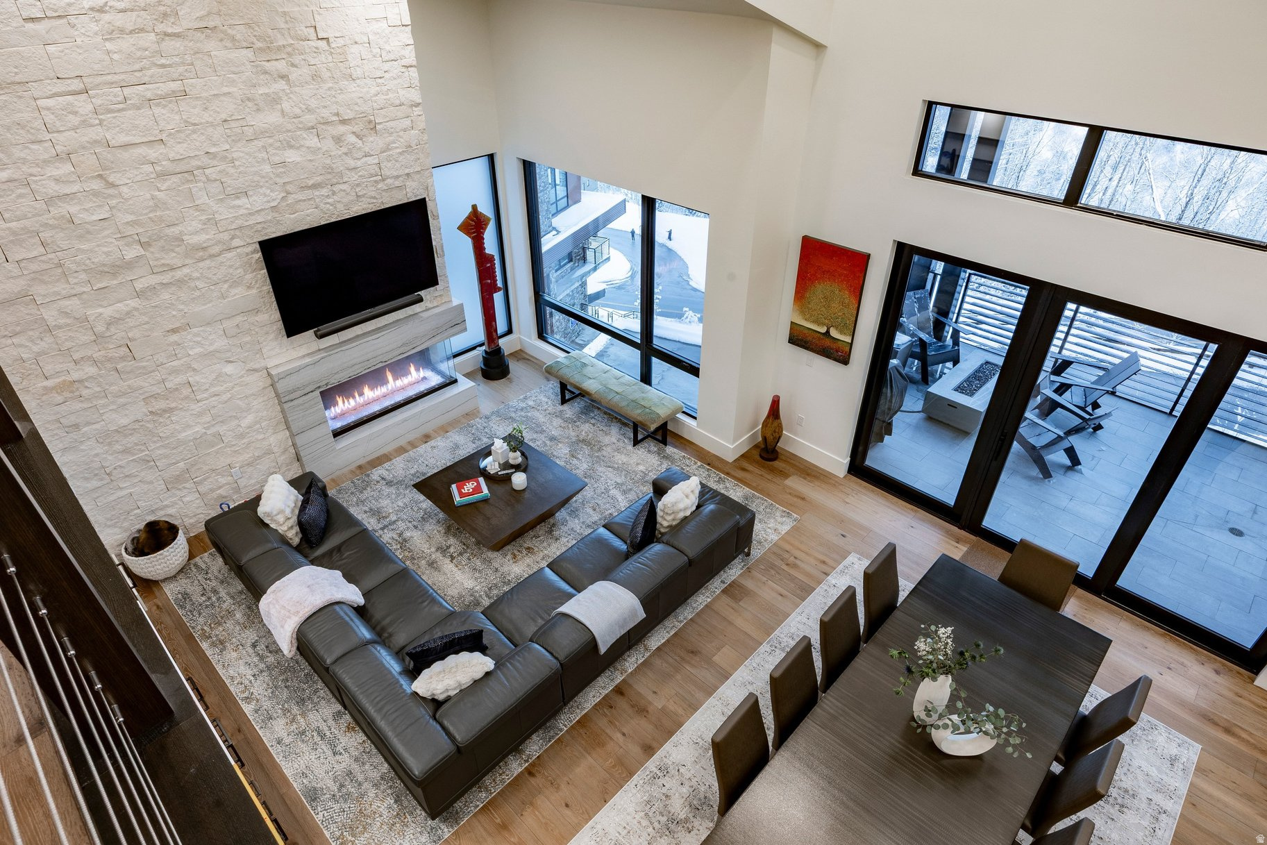 EMPIRE RESIDENCES - Residential