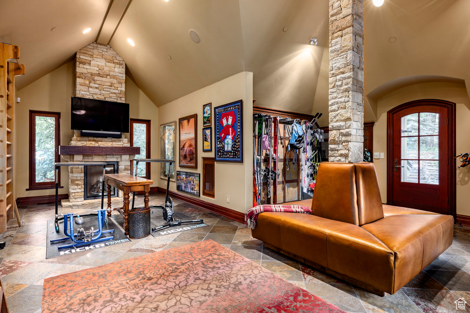 COLONY AT WHITE PINE CANYON - Residential