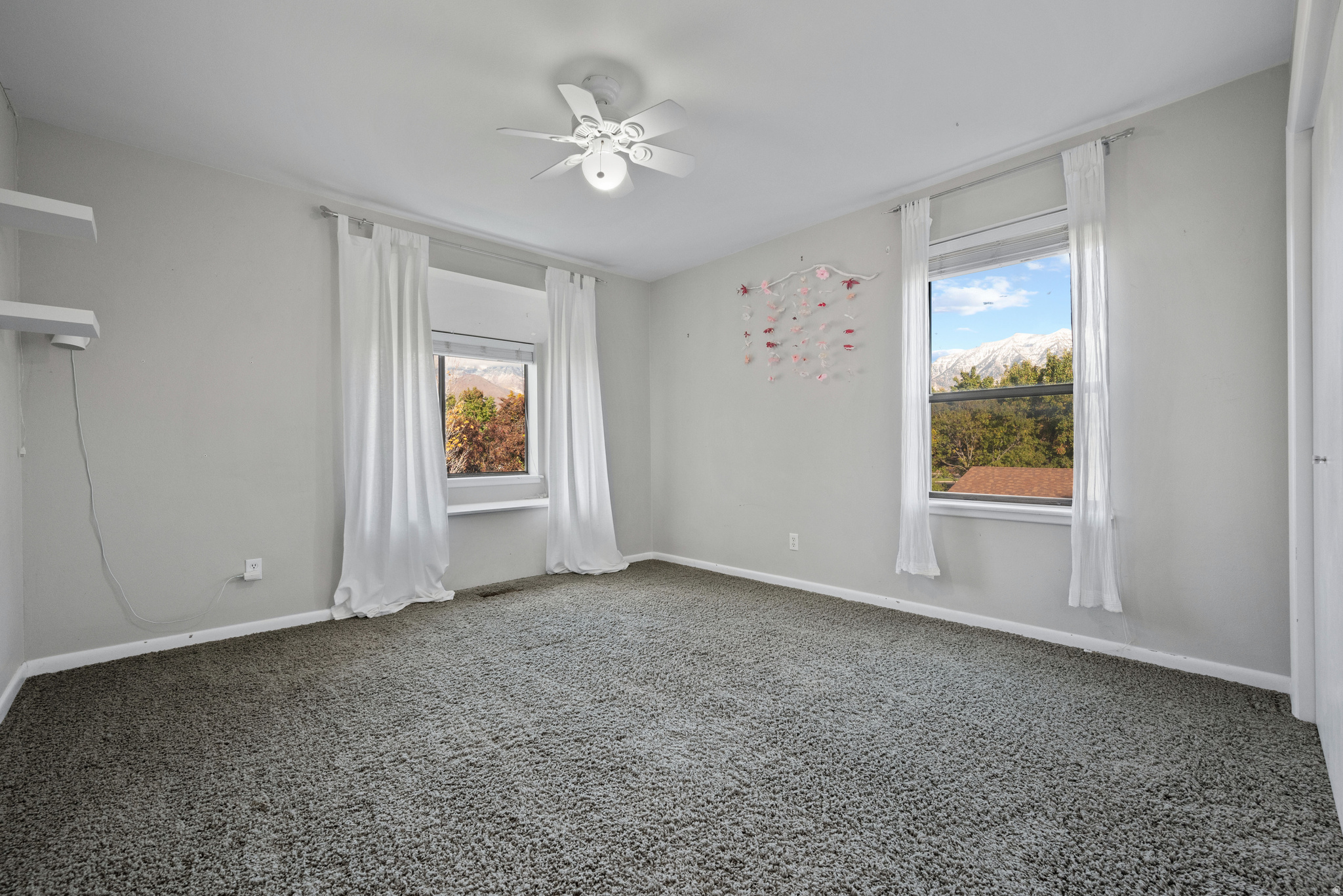 SUNSET LANE - Residential