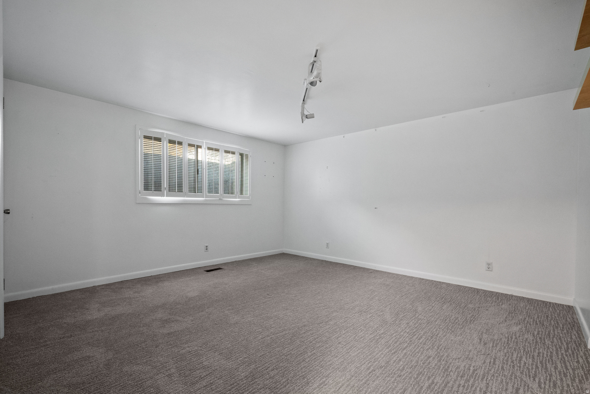 SUNSET LANE - Residential