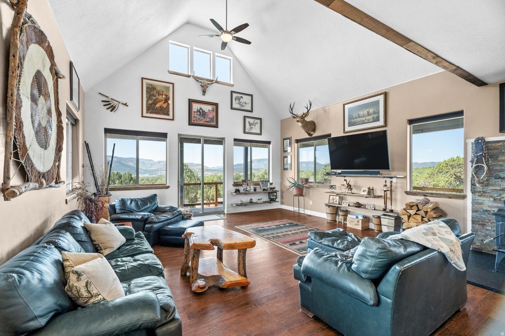 Photo of 1342 N OLD HEBRON RD, Enterprise, UT 84725 (MLS # 2152658)