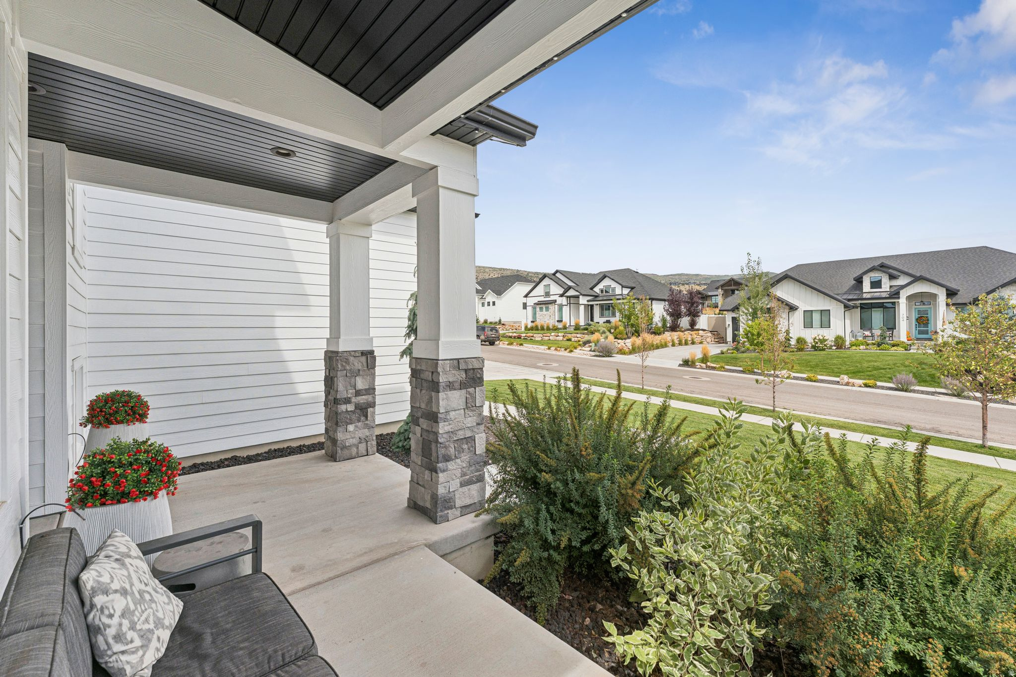 STONE CREEK - Residential