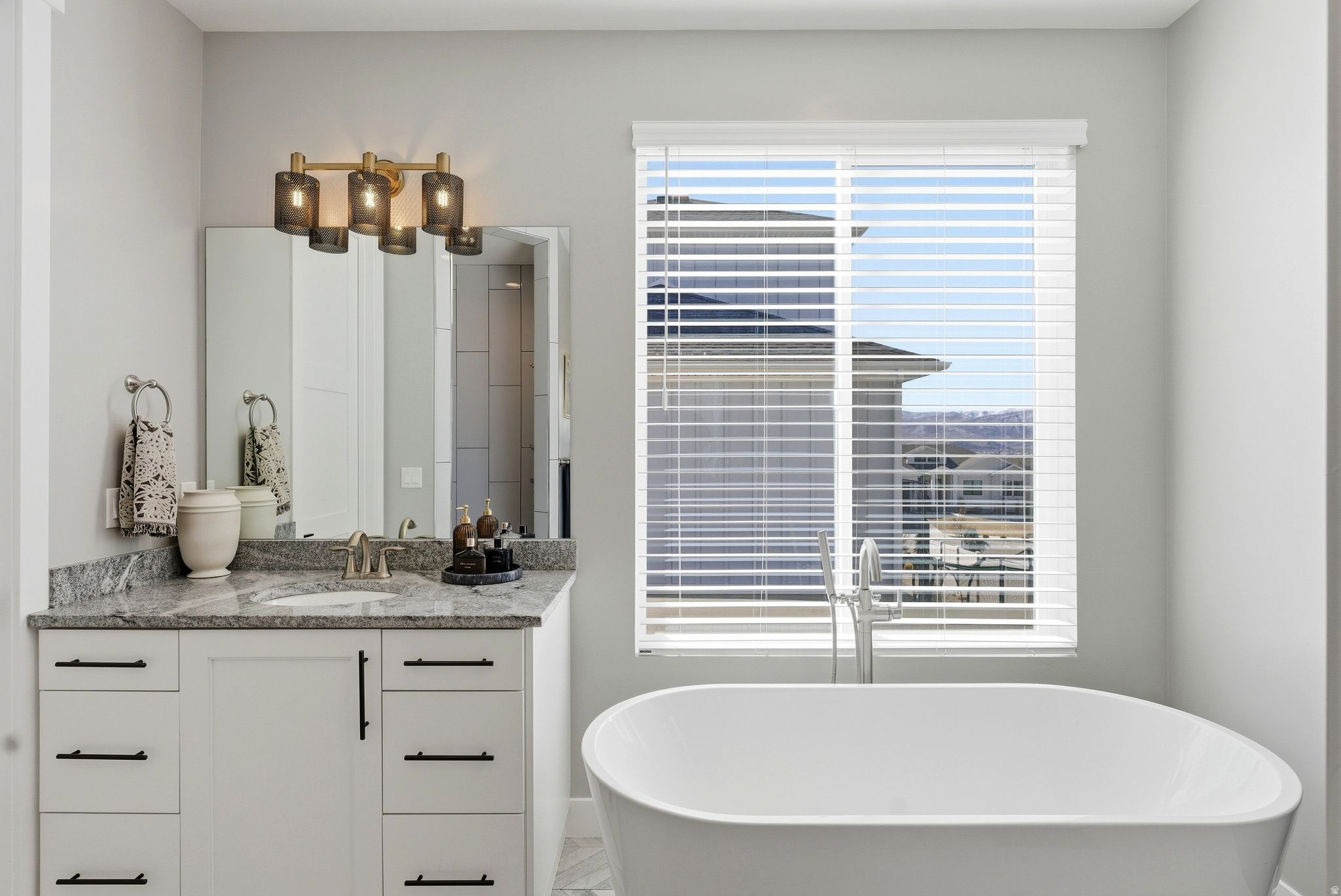 STONE CREEK - Residential