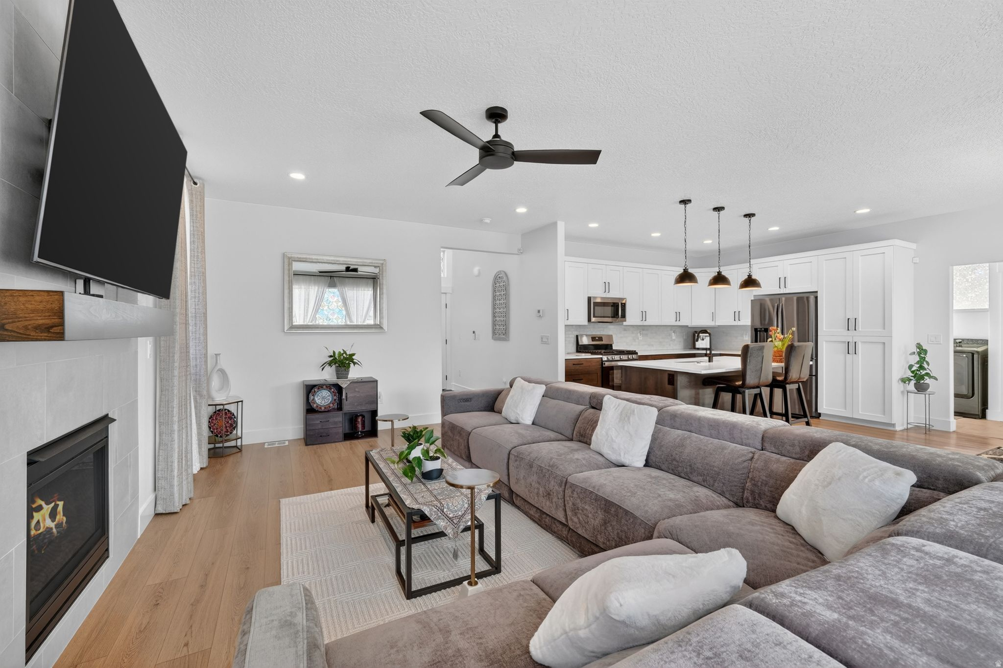 OVERLAKE EST 1L SUBDIVISION - Residential