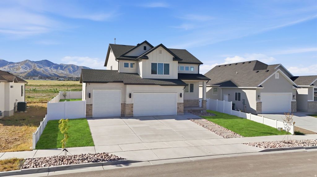 Photo of 539 W 1860 N, Tooele, UT 84074 (MLS # 2150676)
