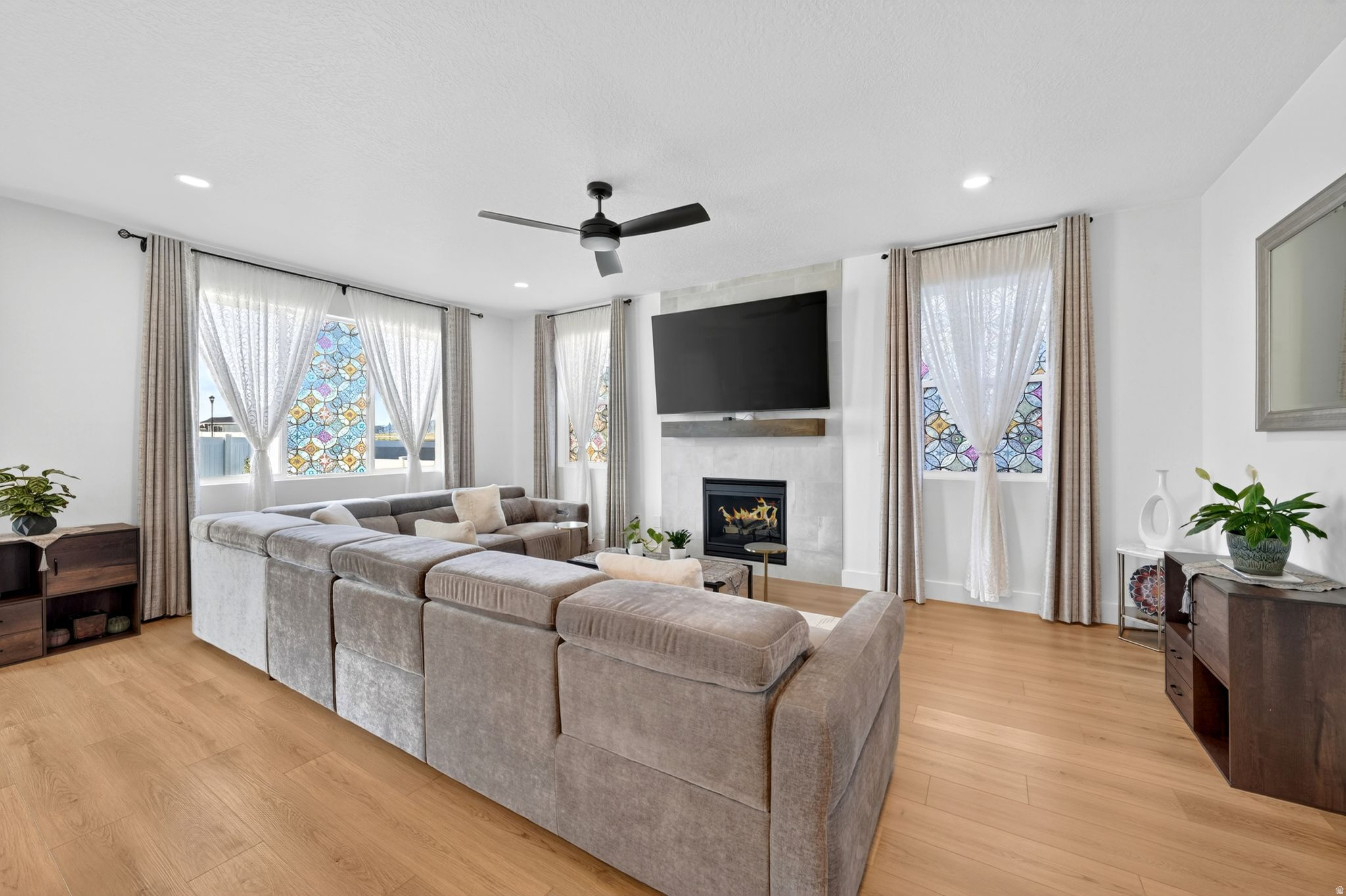 OVERLAKE EST 1L SUBDIVISION - Residential