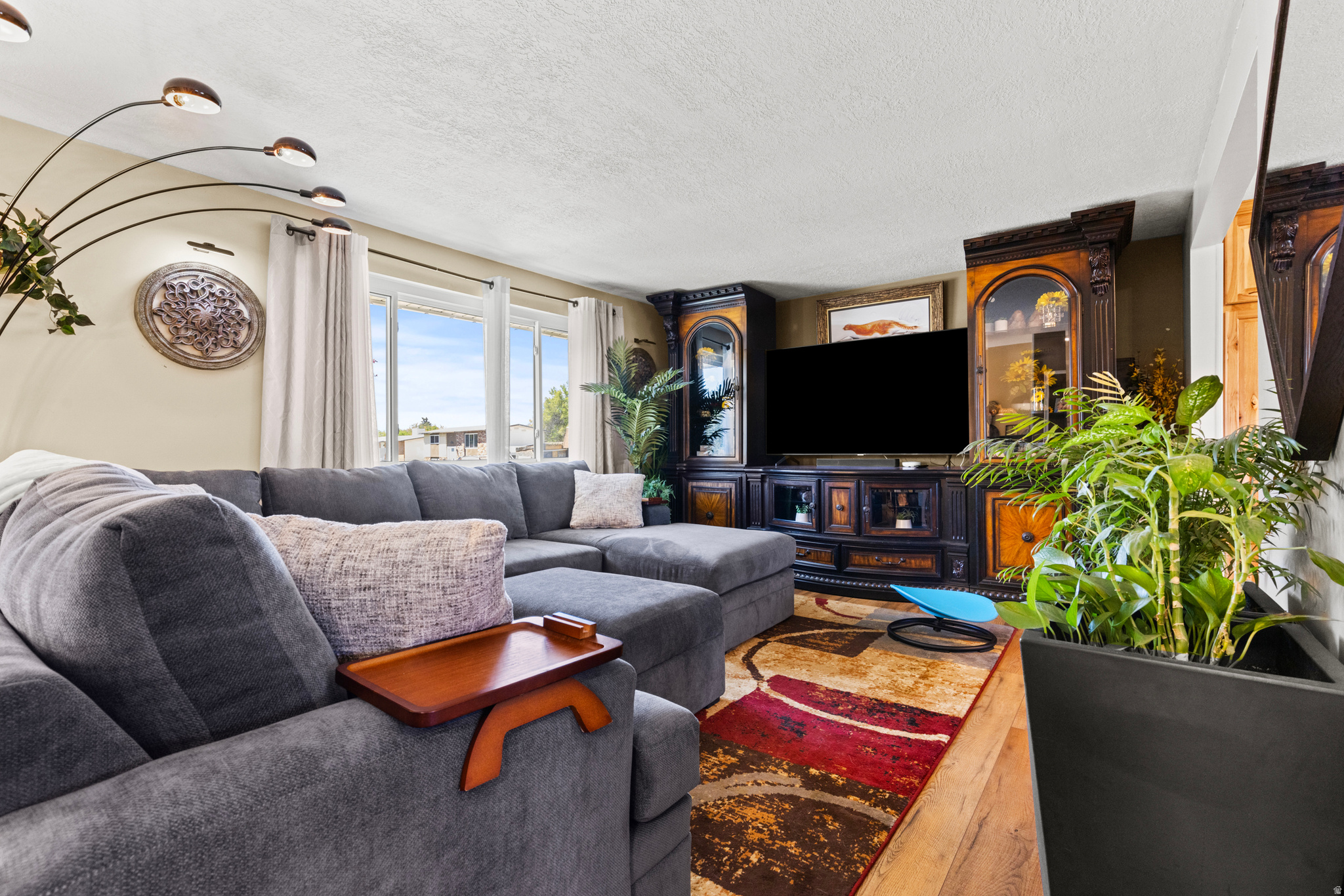 WESTERN - Residential