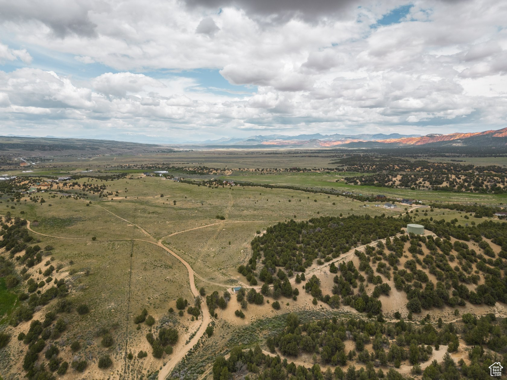 1981 E Elk Run Cir, Hatch, Utah image 6