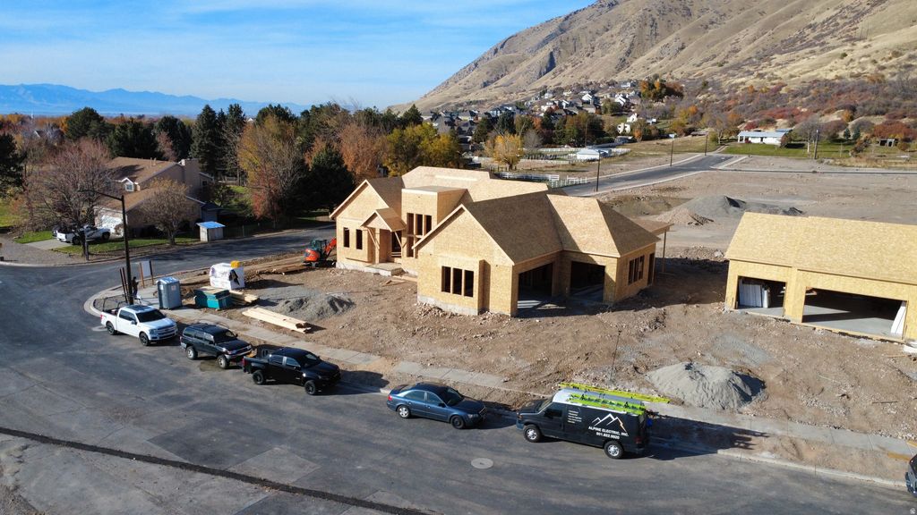 Photo of 2213 E 850 S, Springville, UT 84663 (MLS # 2124655)