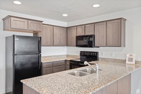 Photo of 782 E 500 S, American Fork, UT 84003 (MLS # 2075437) Photo of 782 E 500 S, American Fork, UT 84003 (MLS # 2075437)