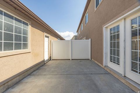 Tiny photo for 2 N SOMERSET PL W, Logan, UT 84341 (MLS # 2136387)