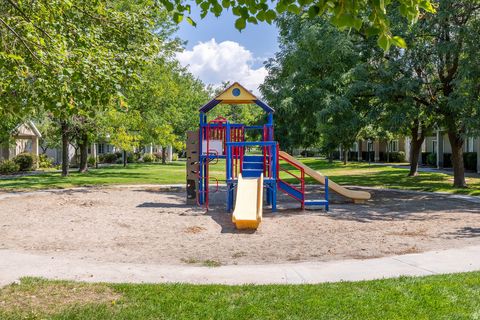 Tiny photo for 2 N SOMERSET PL W, Logan, UT 84341 (MLS # 2136387)