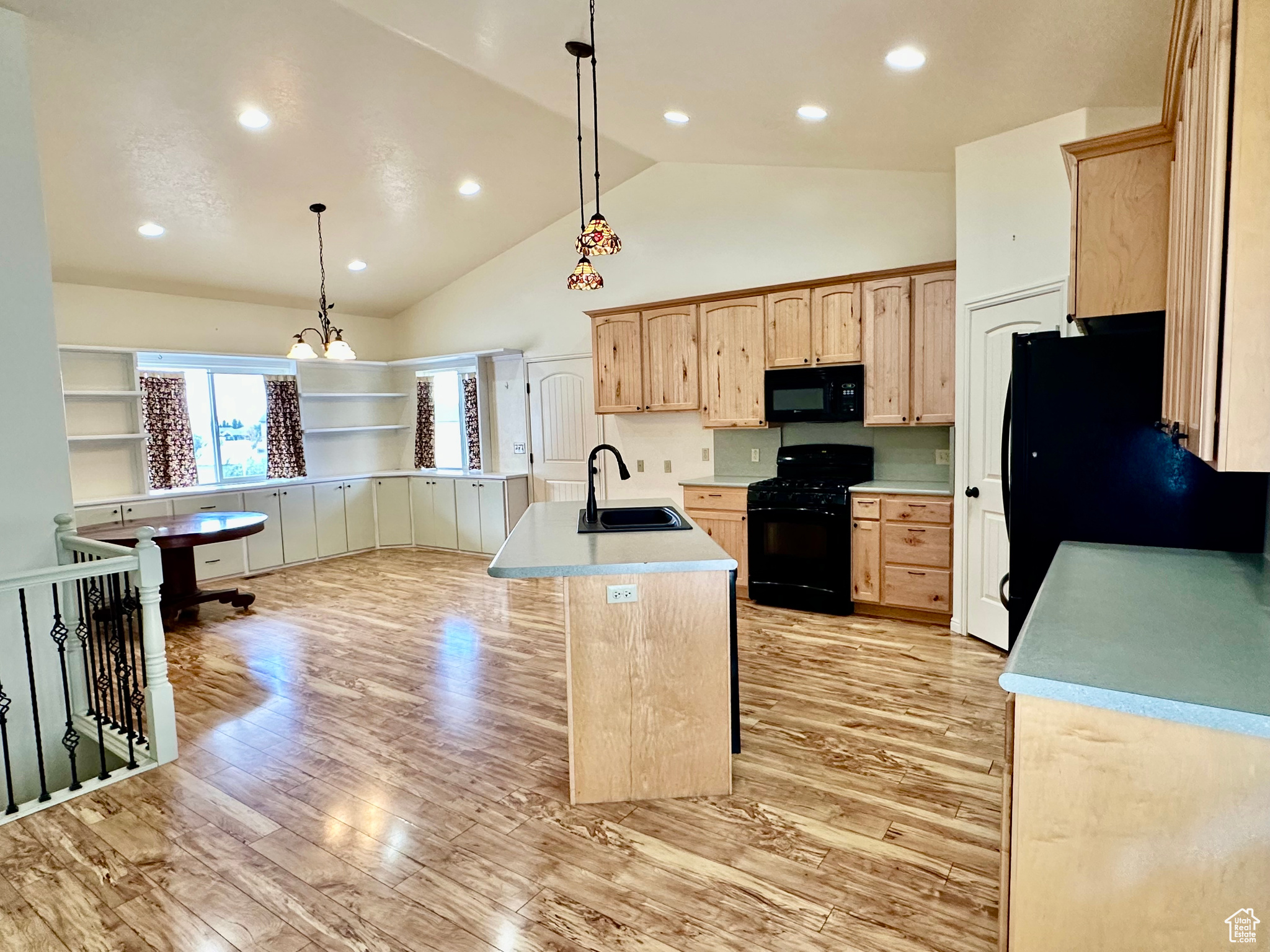 LIBERTY ESTATES - Residential