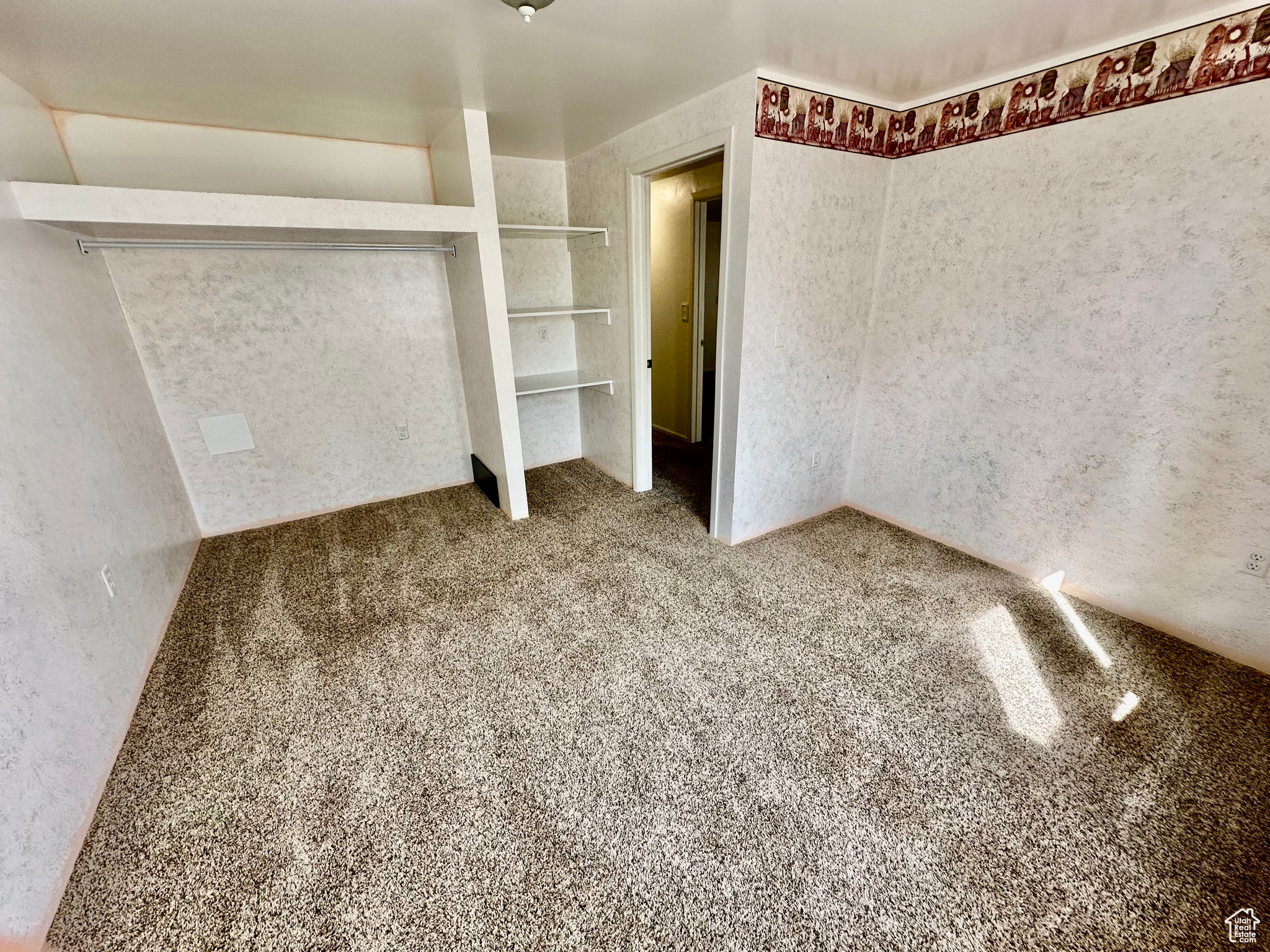 LIBERTY ESTATES - Residential