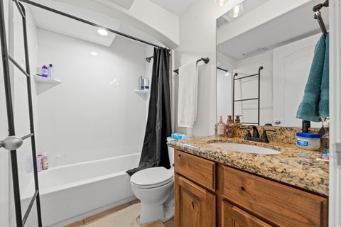 Tiny photo for 4841 W COPPER OAKS DR, Herriman, UT 84096 (MLS # 2147777)