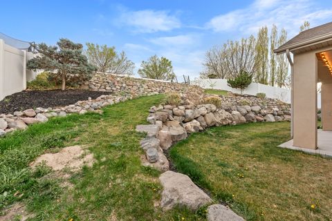 Tiny photo for 4841 W COPPER OAKS DR, Herriman, UT 84096 (MLS # 2147777)