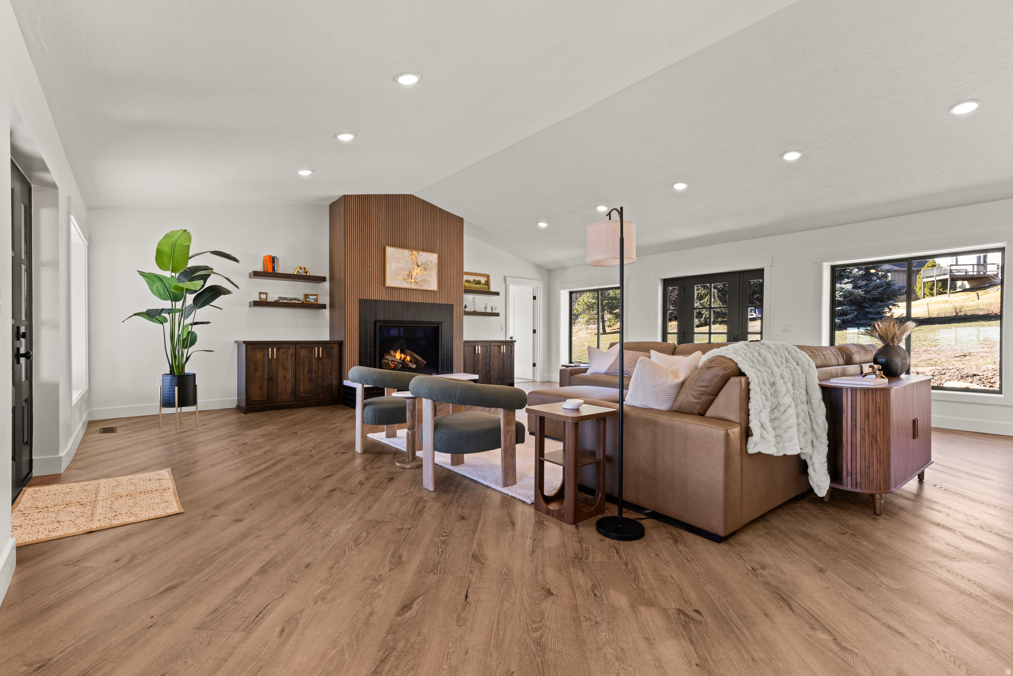 RADFORD HILLS - Residential