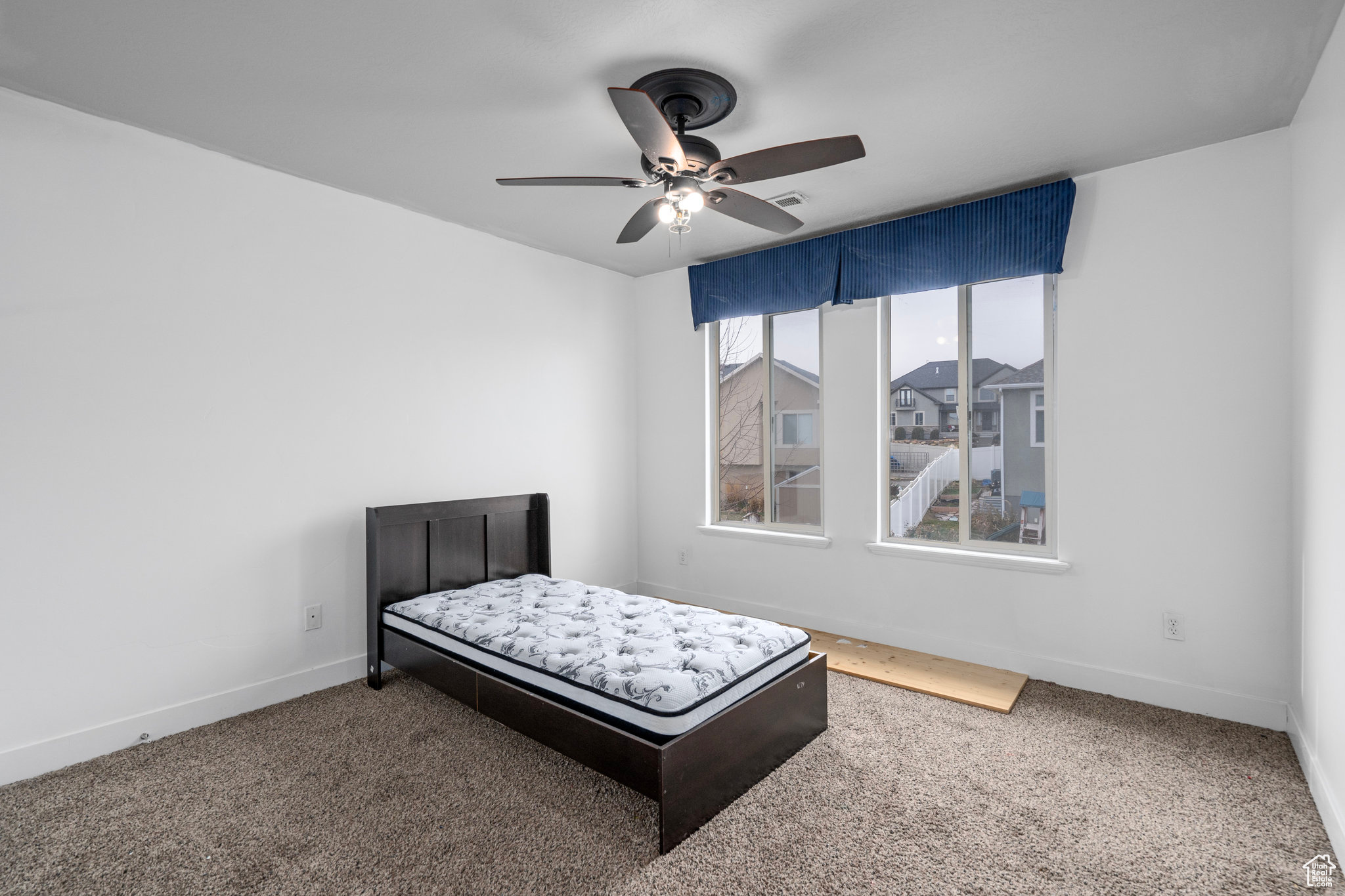 SUMMERHILL - Residential