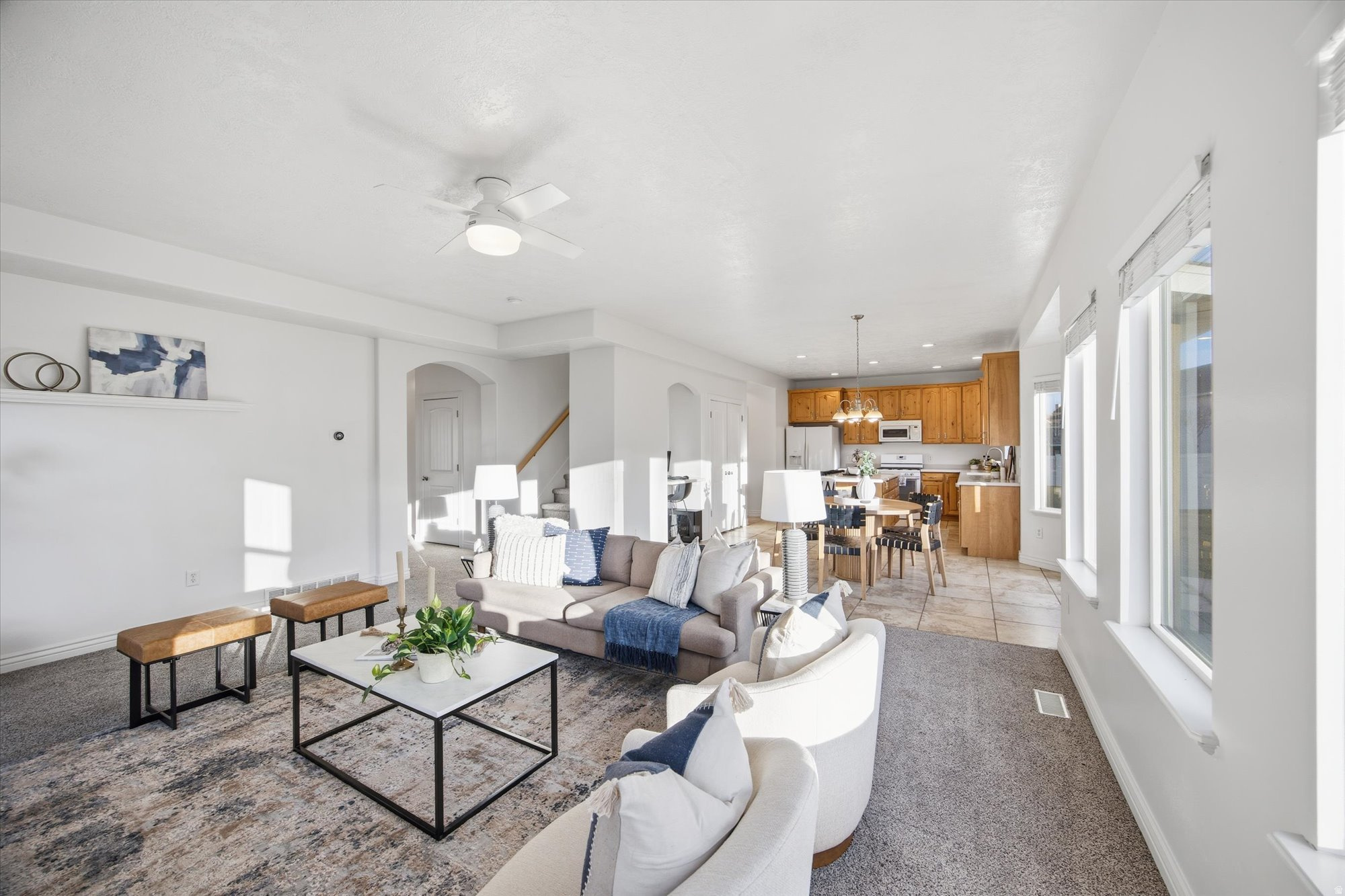 THE BENCHES - Residential