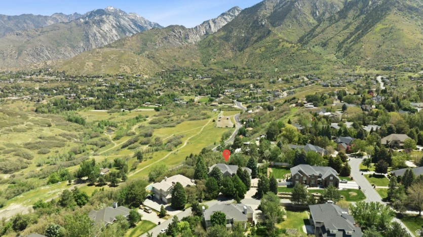 PEPPERWOOD - Residential