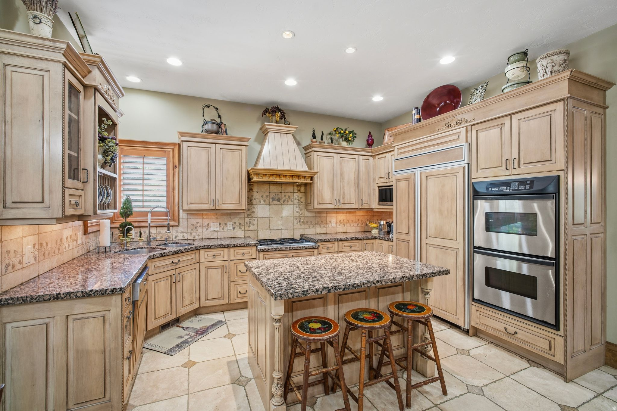PEPPERWOOD - Residential