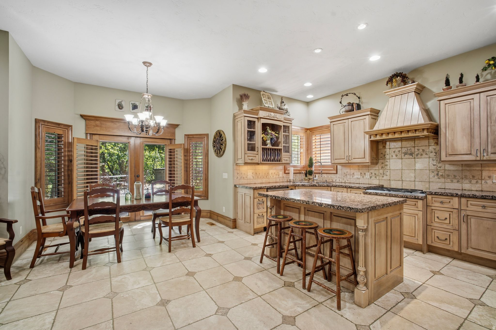 PEPPERWOOD - Residential