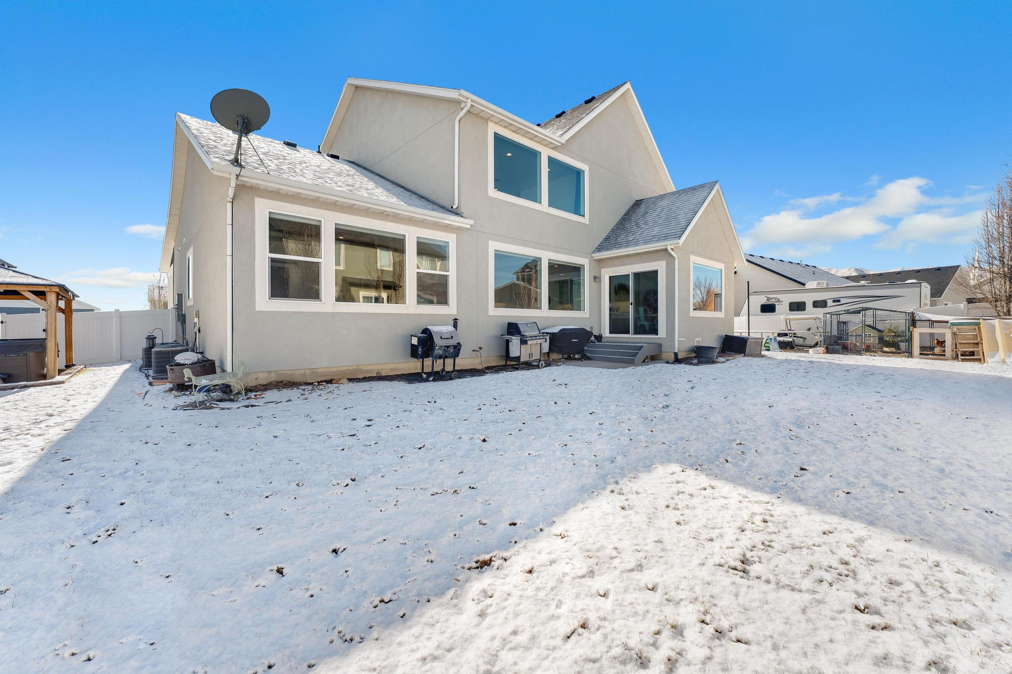 LEGACY FARMS - Residential