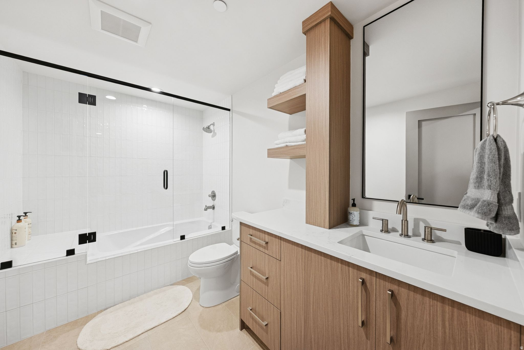 THAYNES CANYON - Residential