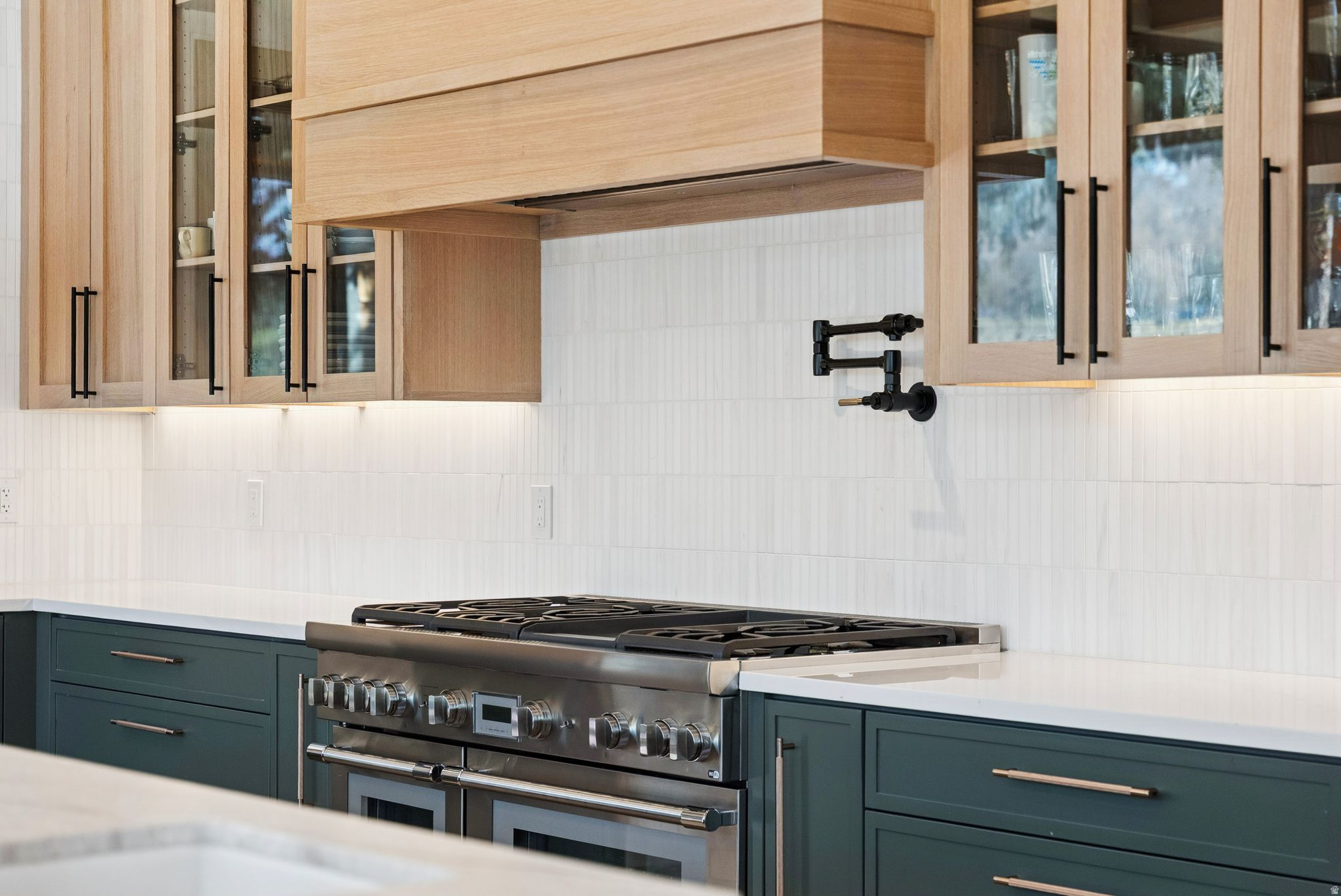 THAYNES CANYON - Residential