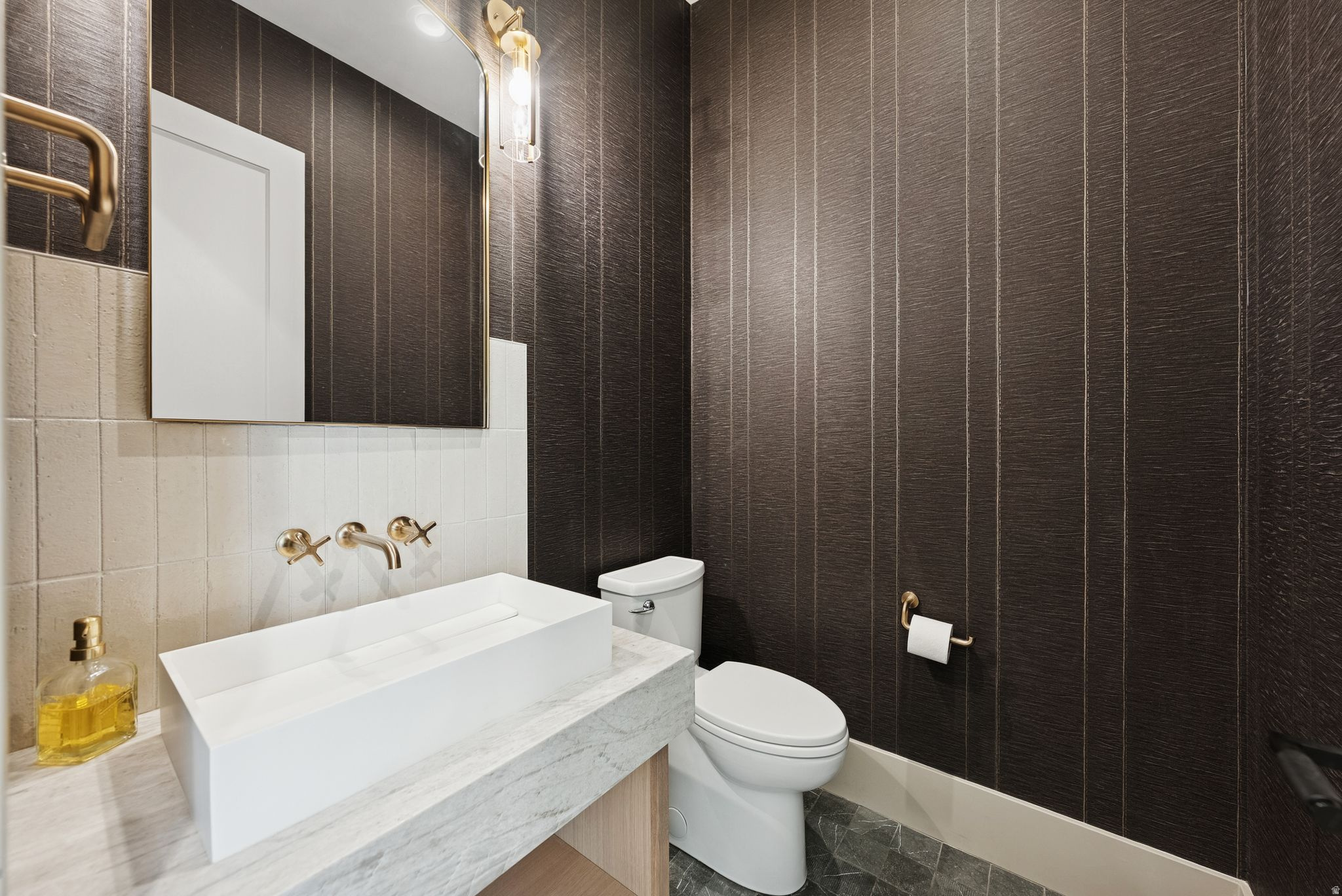 THAYNES CANYON - Residential