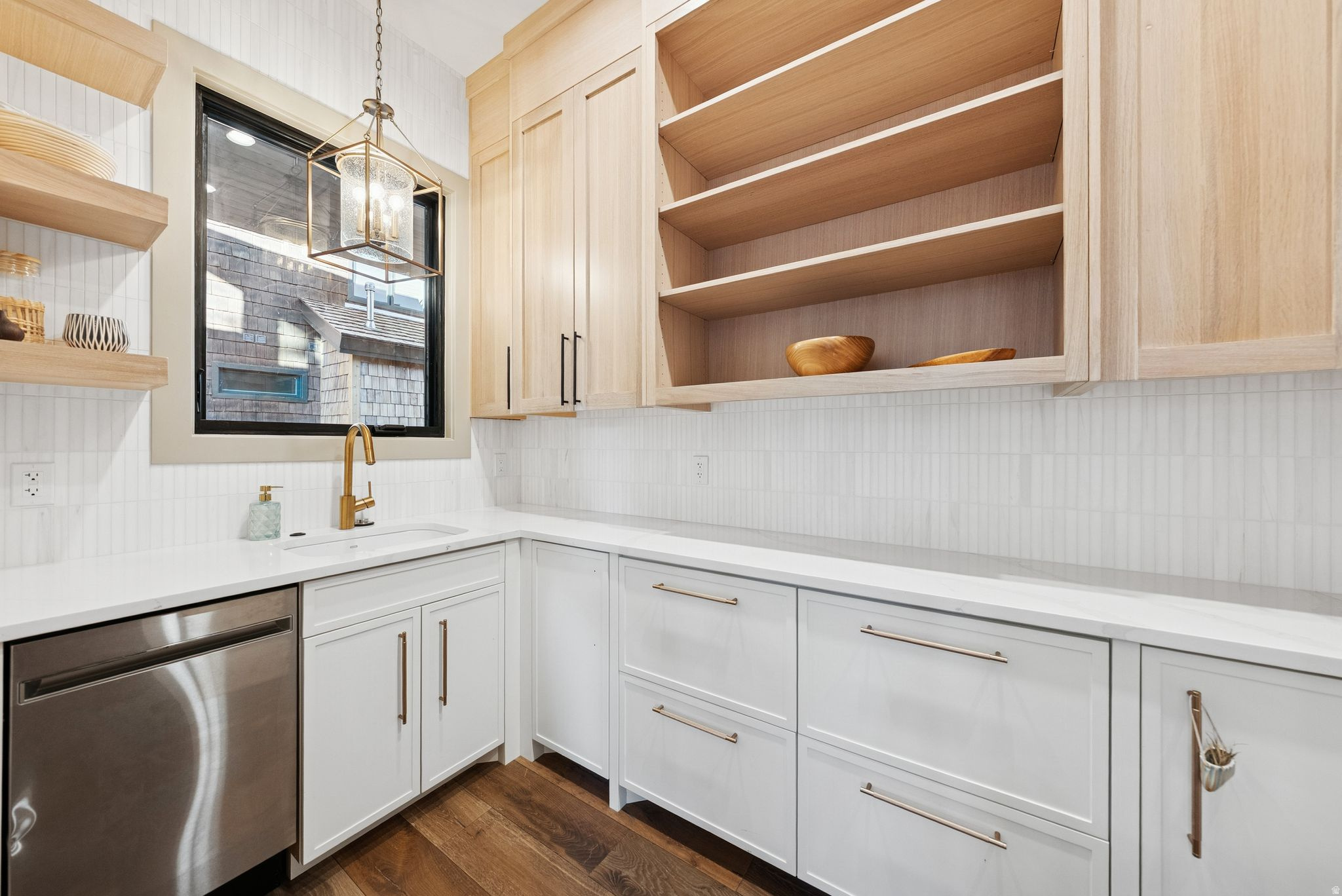 THAYNES CANYON - Residential