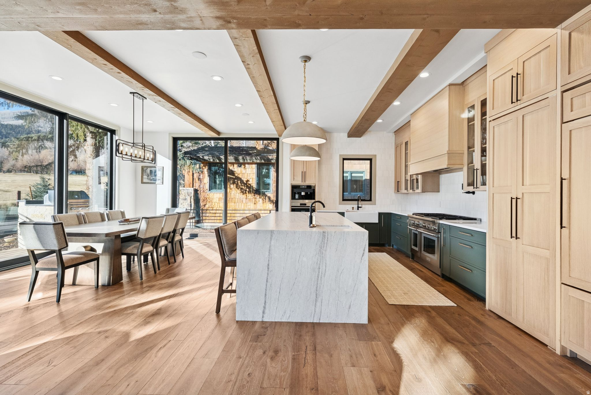 THAYNES CANYON - Residential