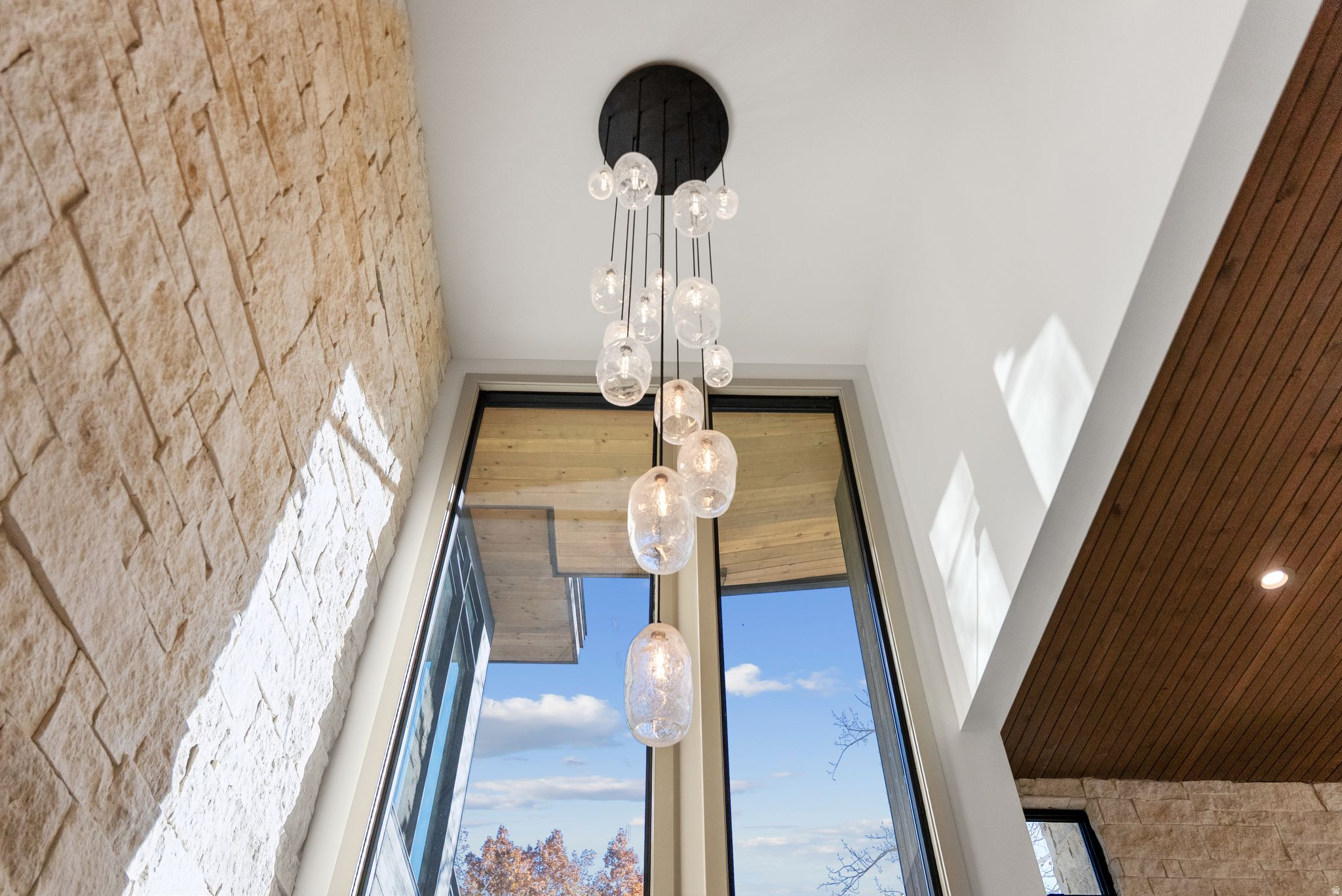 THAYNES CANYON - Residential