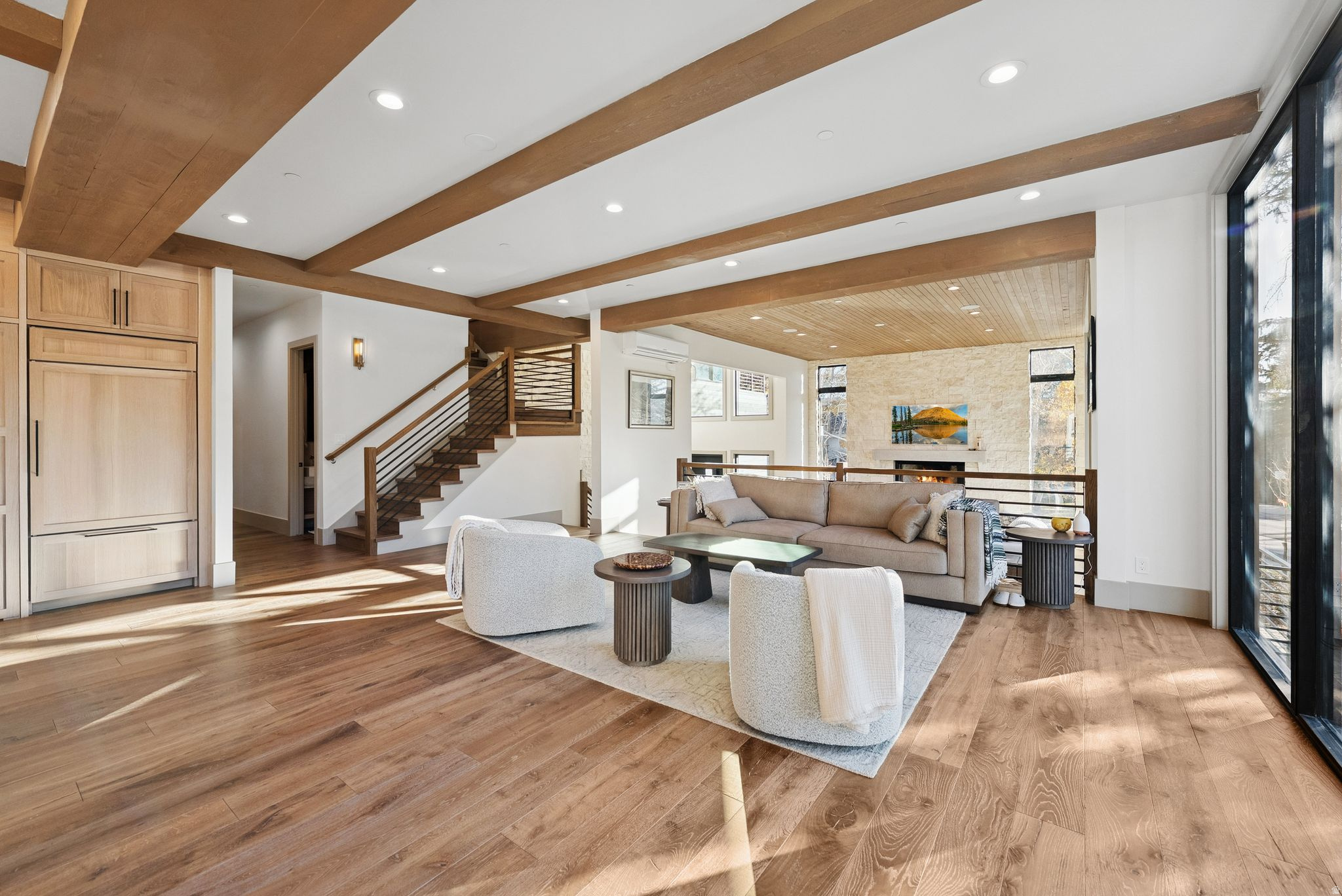 THAYNES CANYON - Residential