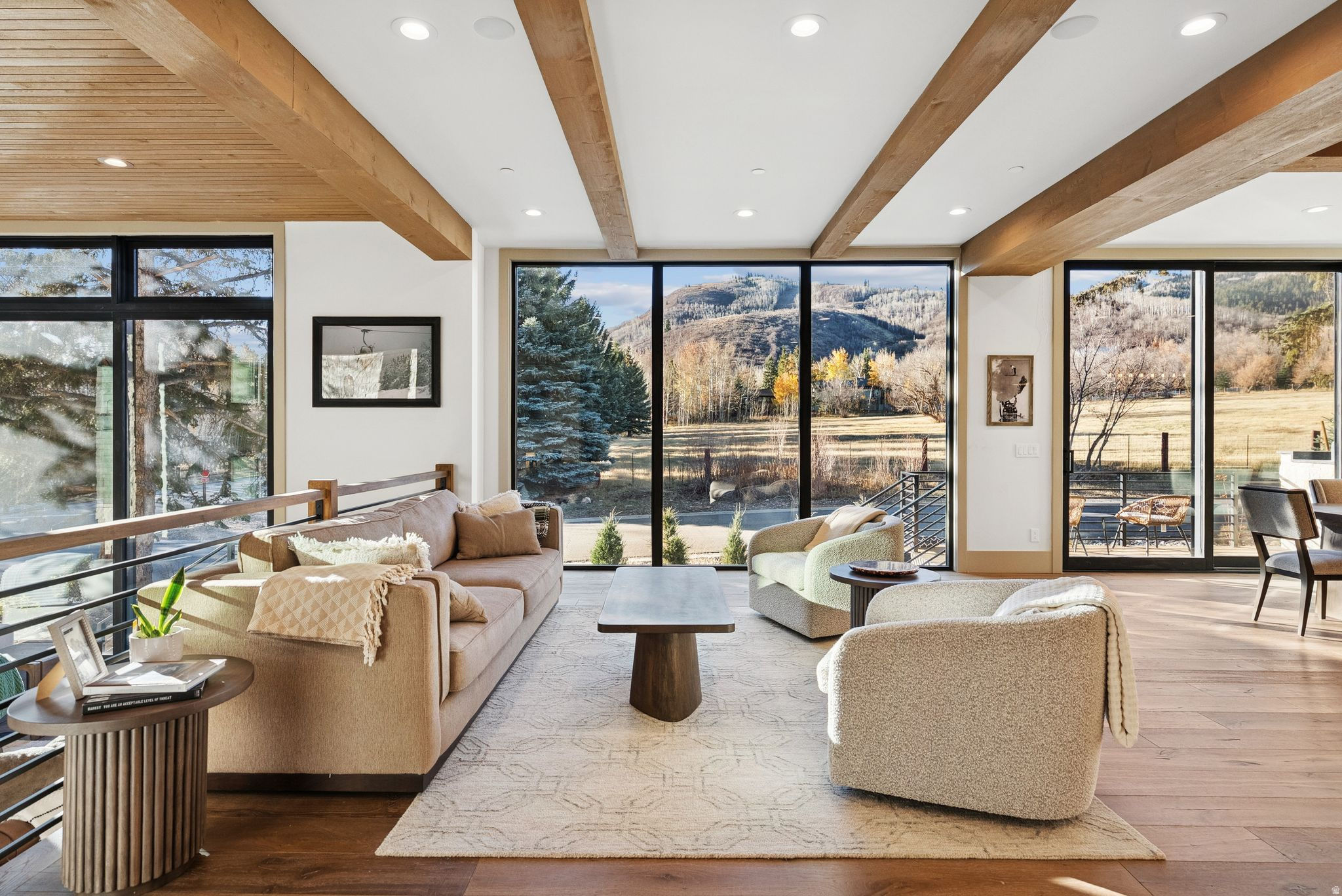 THAYNES CANYON - Residential