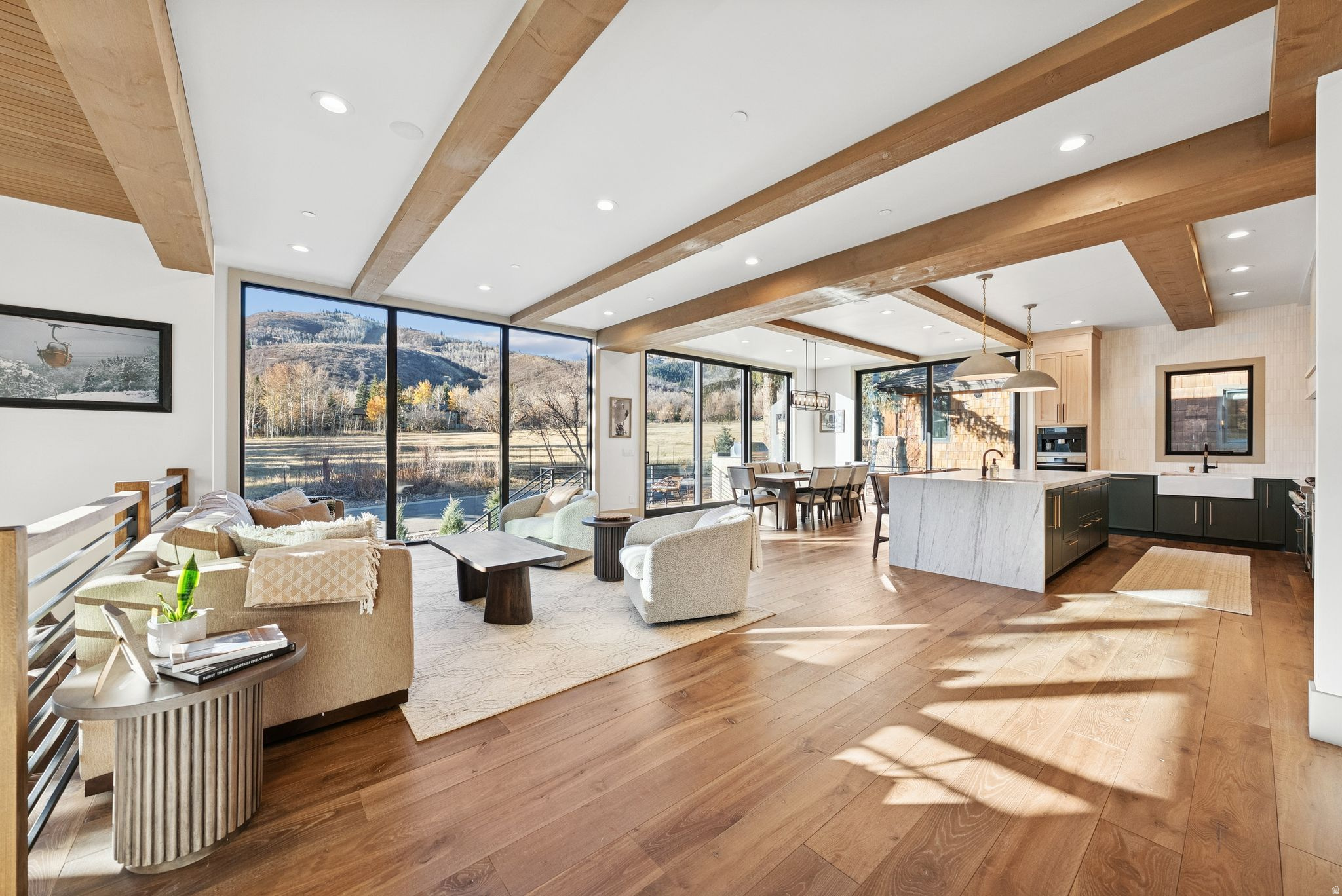 THAYNES CANYON - Residential