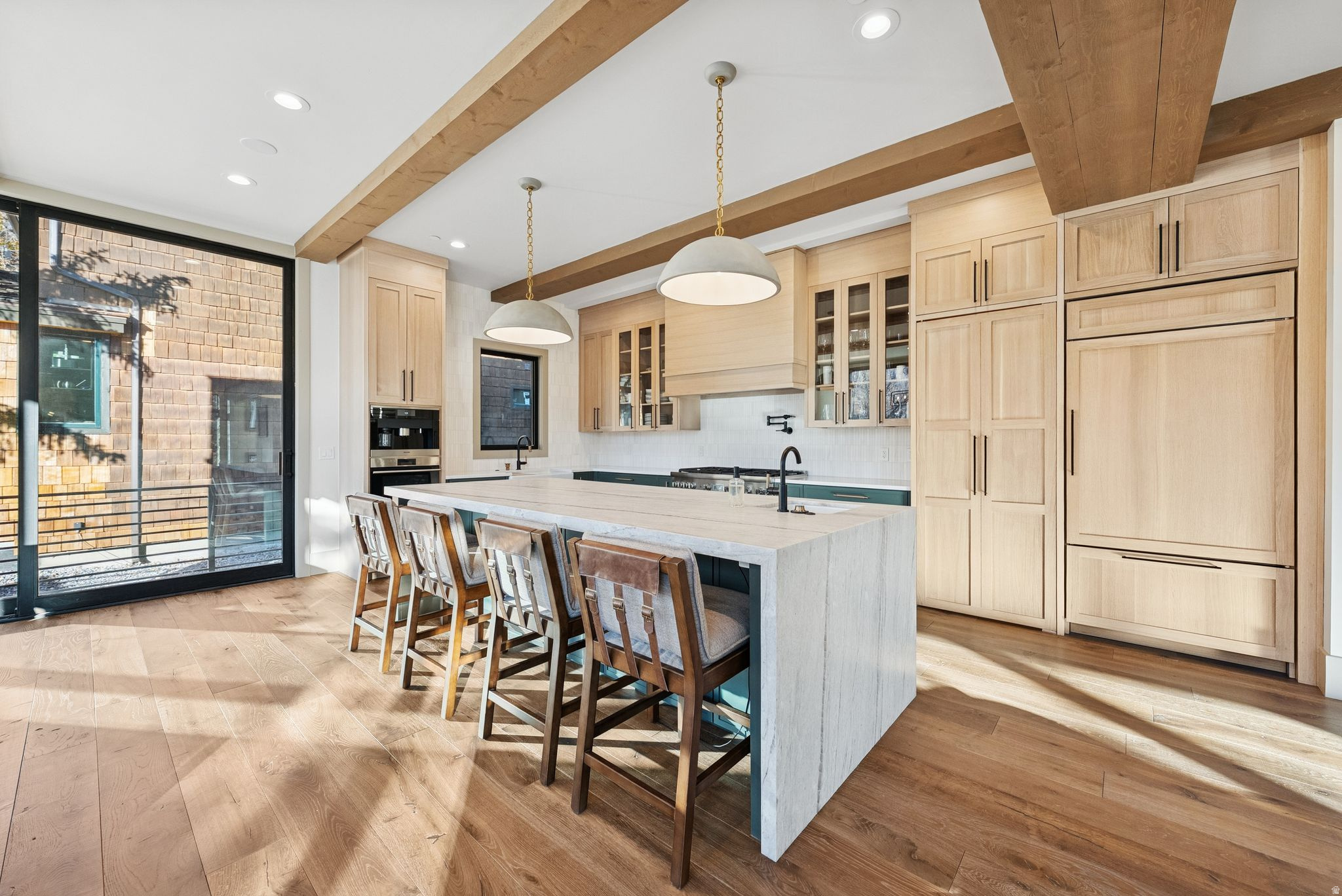 THAYNES CANYON - Residential