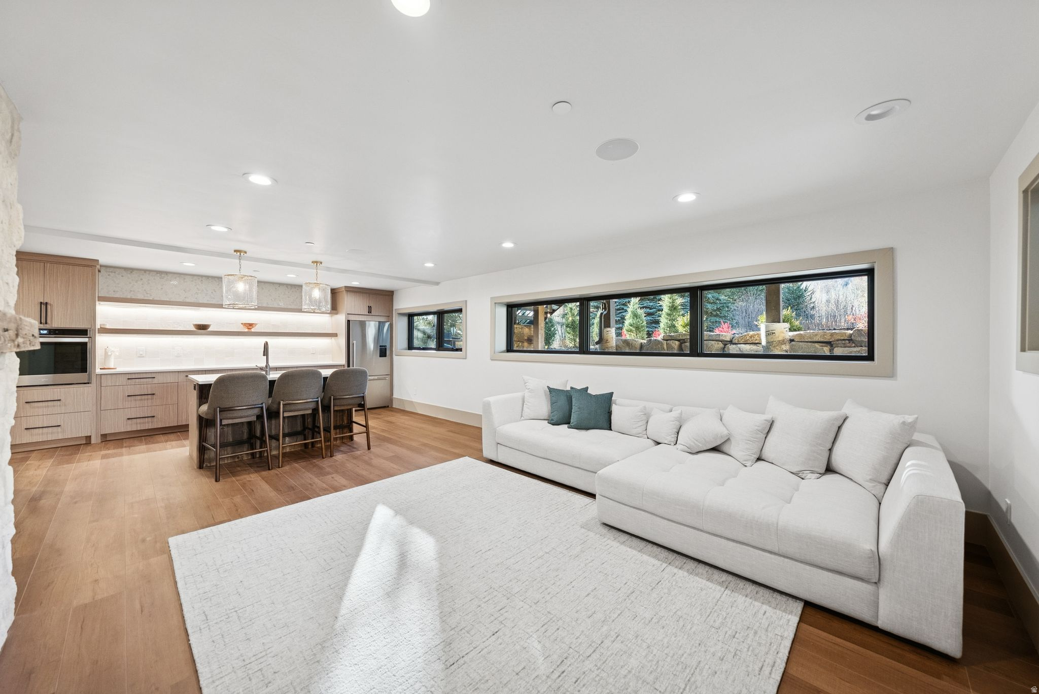 THAYNES CANYON - Residential