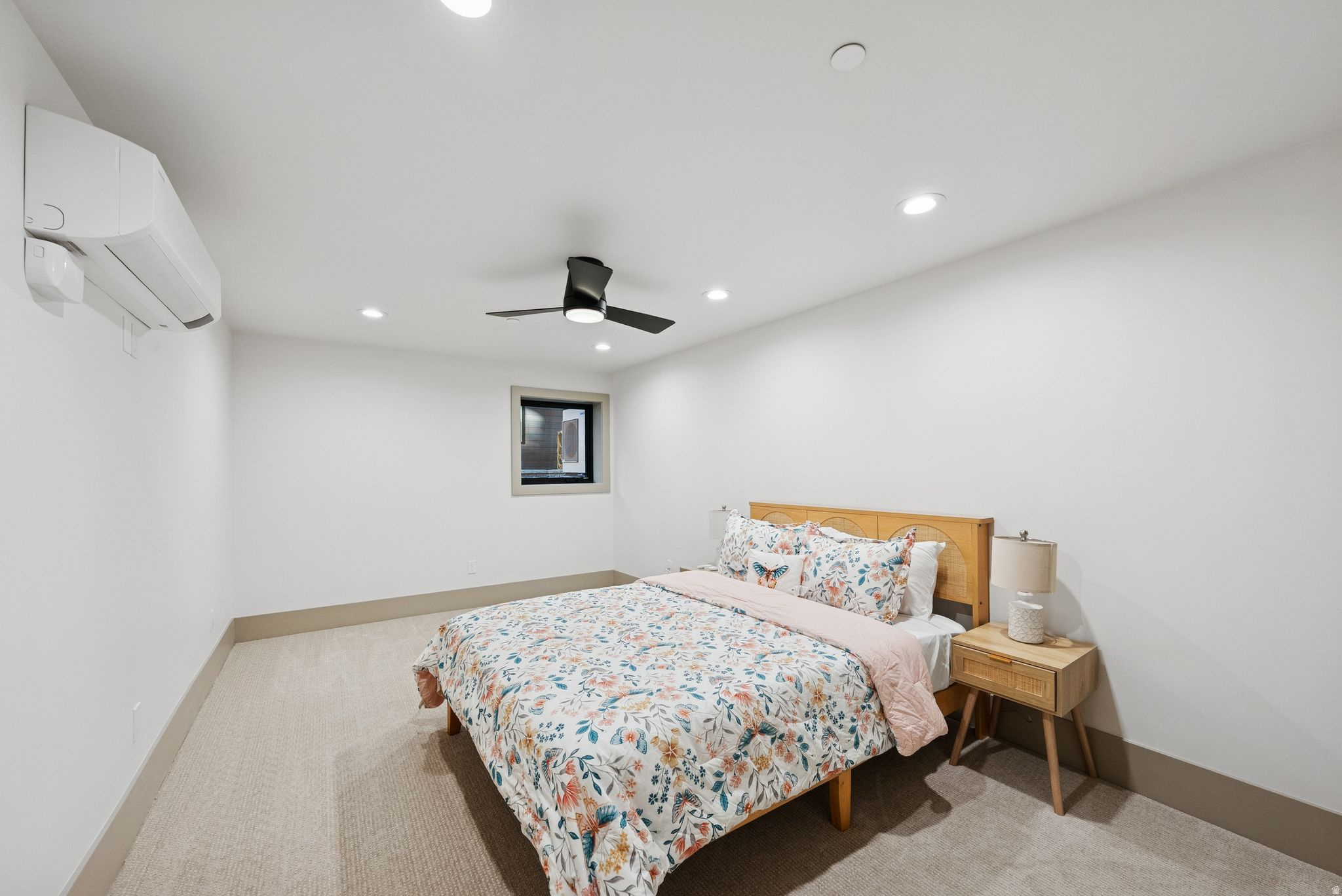 THAYNES CANYON - Residential