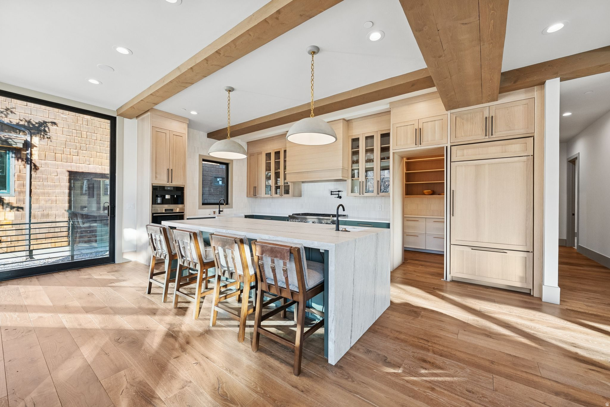 THAYNES CANYON - Residential