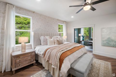 Tiny photo for 422 S 150 E, Mapleton, UT 84664 (MLS # 2116871)