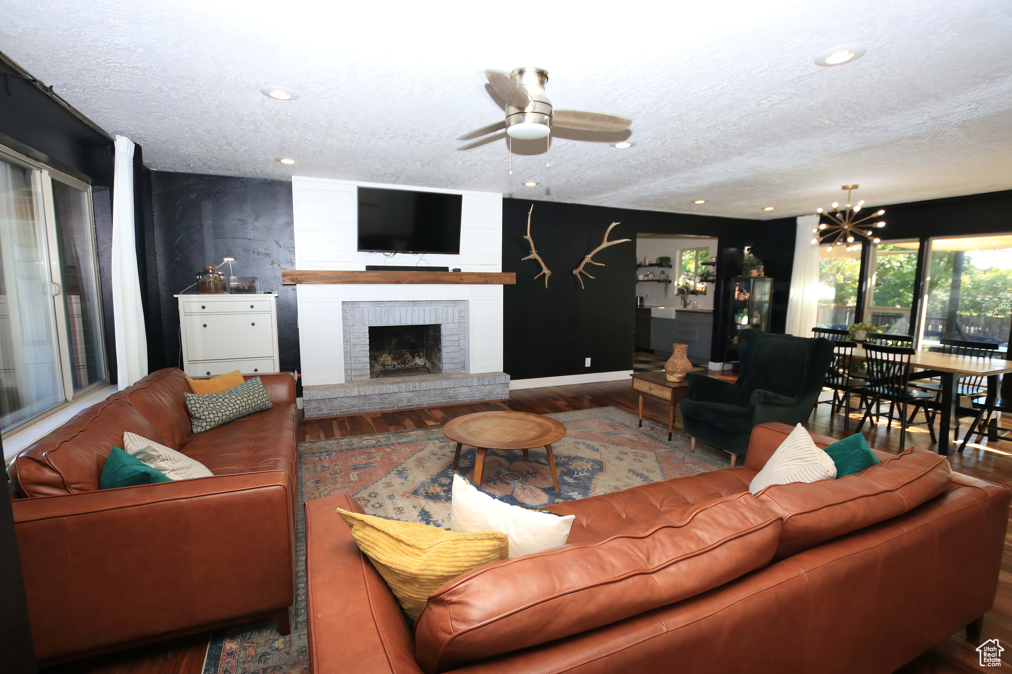 ASPEN HEIGHTS - Residential