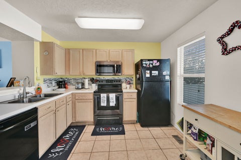 Tiny photo for 441 E 500 S, Clearfield, UT 84015 (MLS # 2185487)