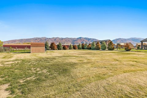 Tiny photo for 1168 HANLINE CIR, Kaysville, UT 84037 (MLS # 2165172)