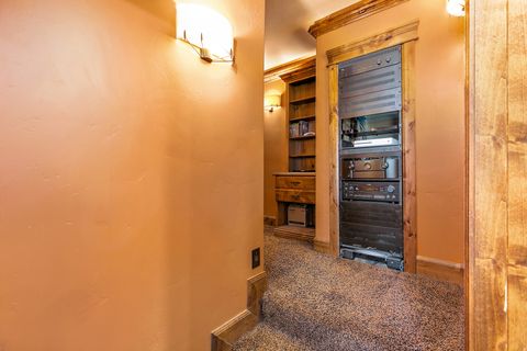Tiny photo for 1168 HANLINE CIR, Kaysville, UT 84037 (MLS # 2165172)