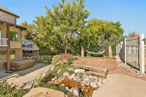 Tiny photo for 1168 HANLINE CIR, Kaysville, UT 84037 (MLS # 2165172)