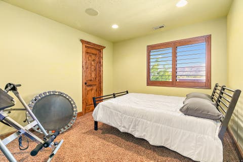Tiny photo for 1168 HANLINE CIR, Kaysville, UT 84037 (MLS # 2165172)