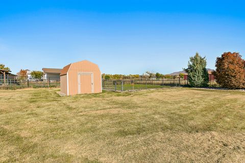 Tiny photo for 1168 HANLINE CIR, Kaysville, UT 84037 (MLS # 2165172)